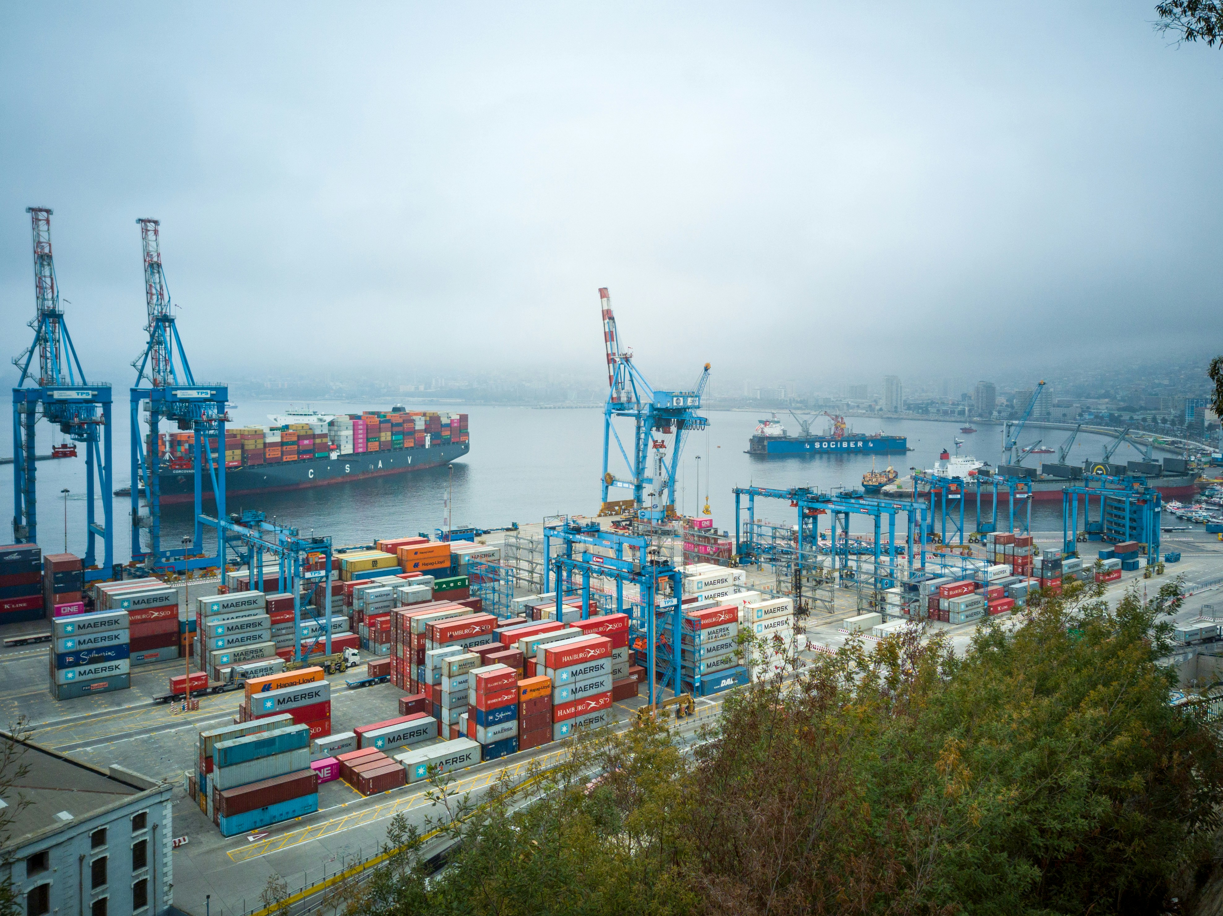 Energy and logistics staffing agency — workforce for port and field operations
