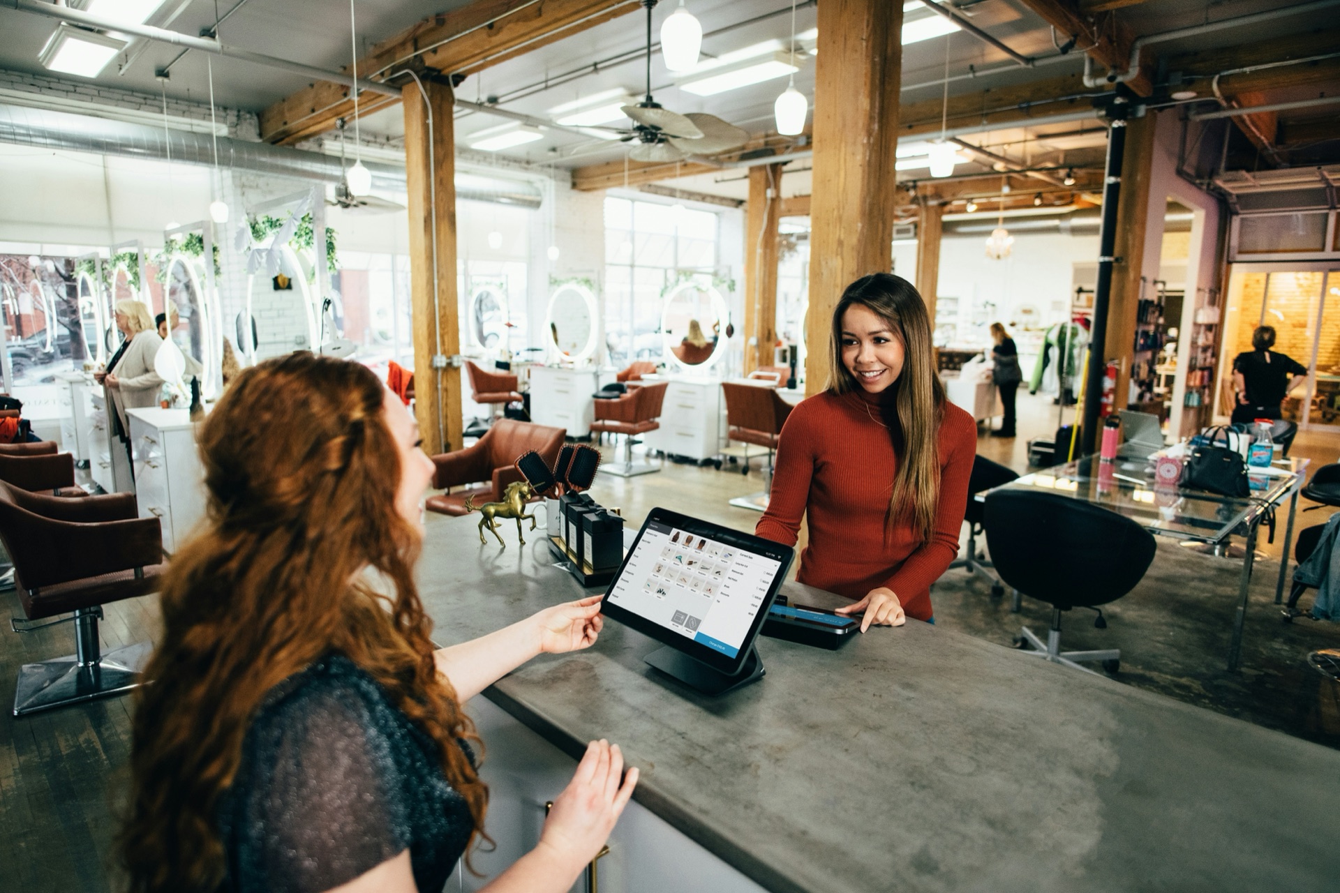 Customer service coordinator managing front-desk client requests and emergency service dispatch