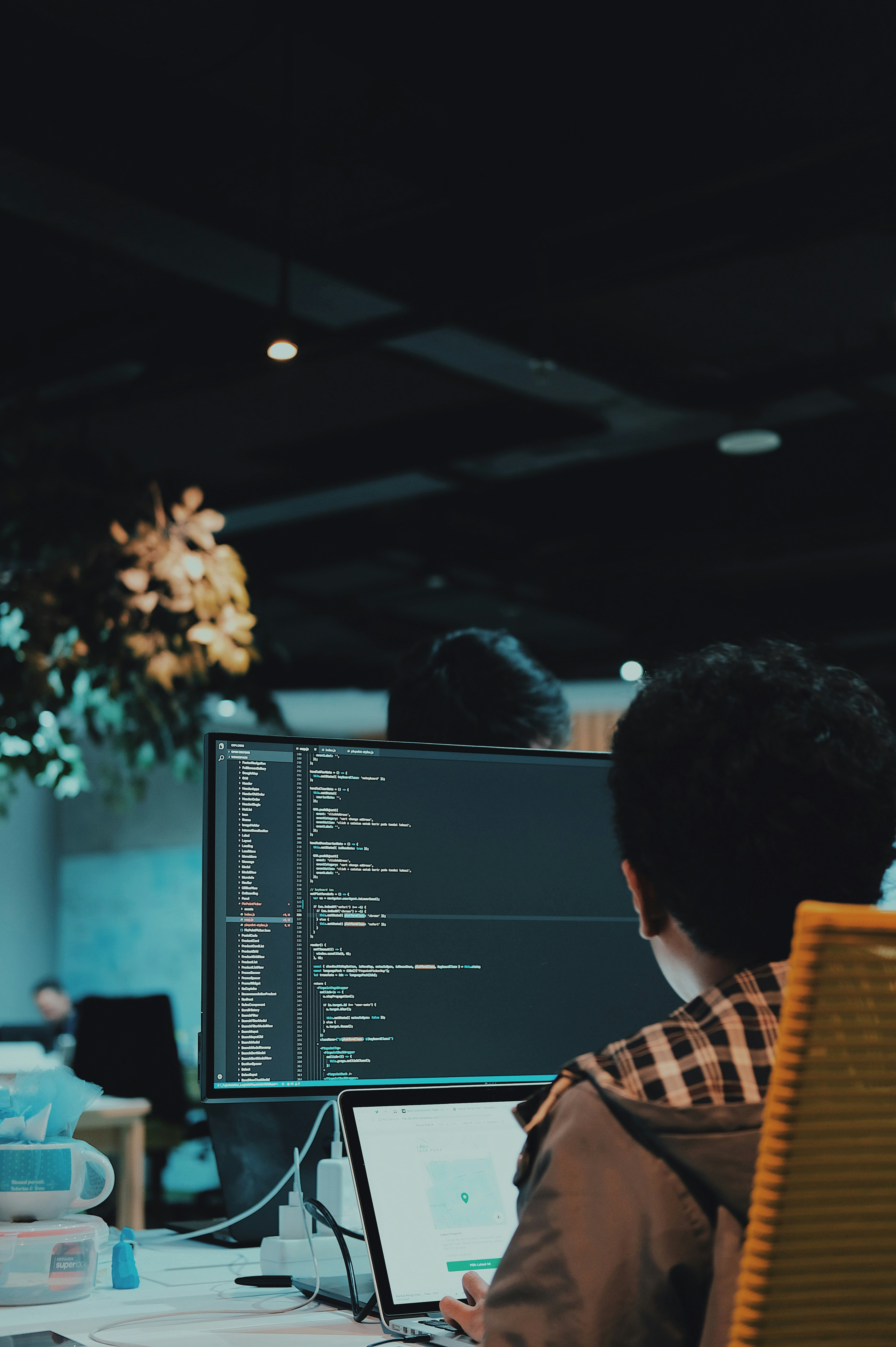 IT staffing agency — machine execution under human oversight